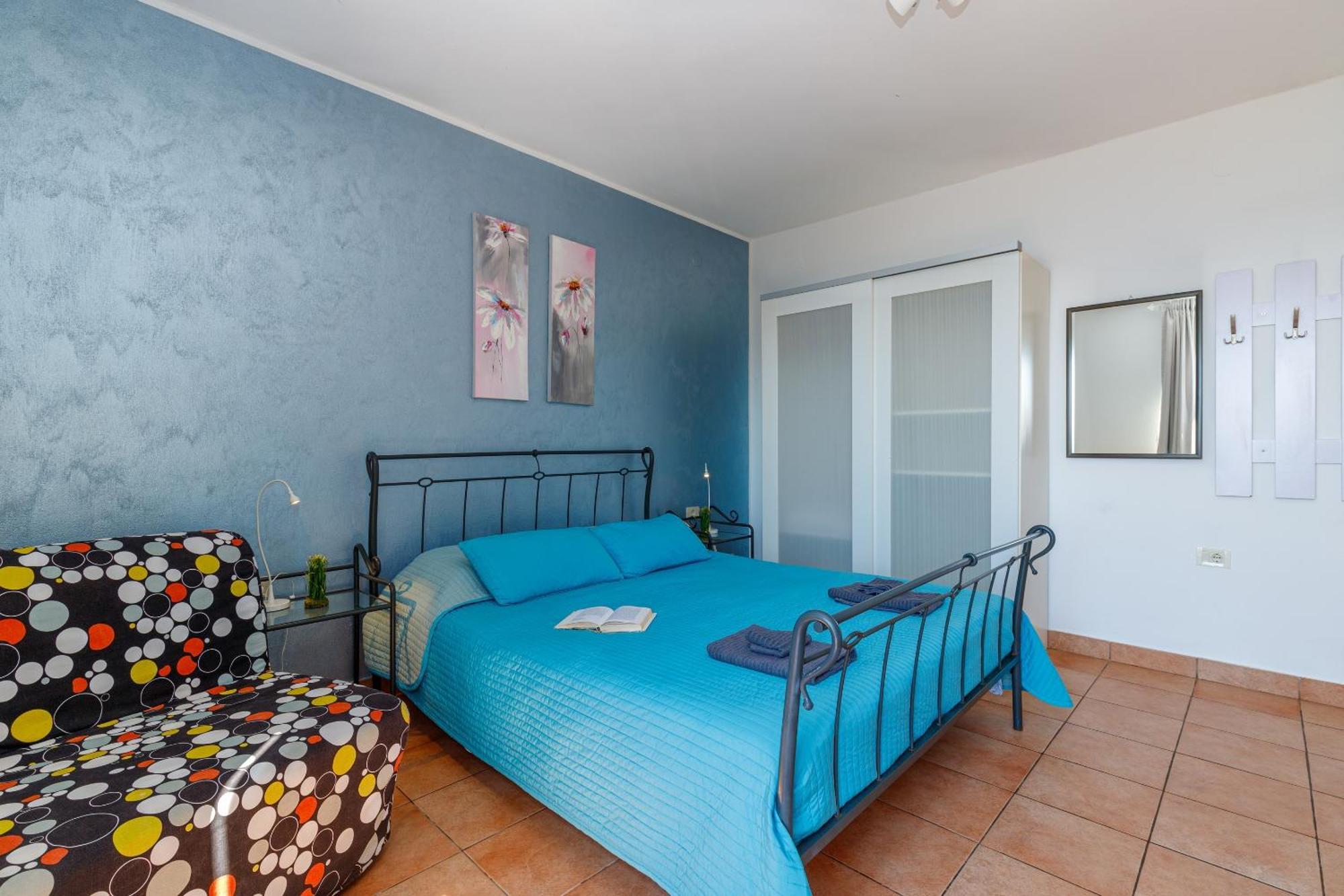 Cuvi Beach Apartments Rovinj Room photo