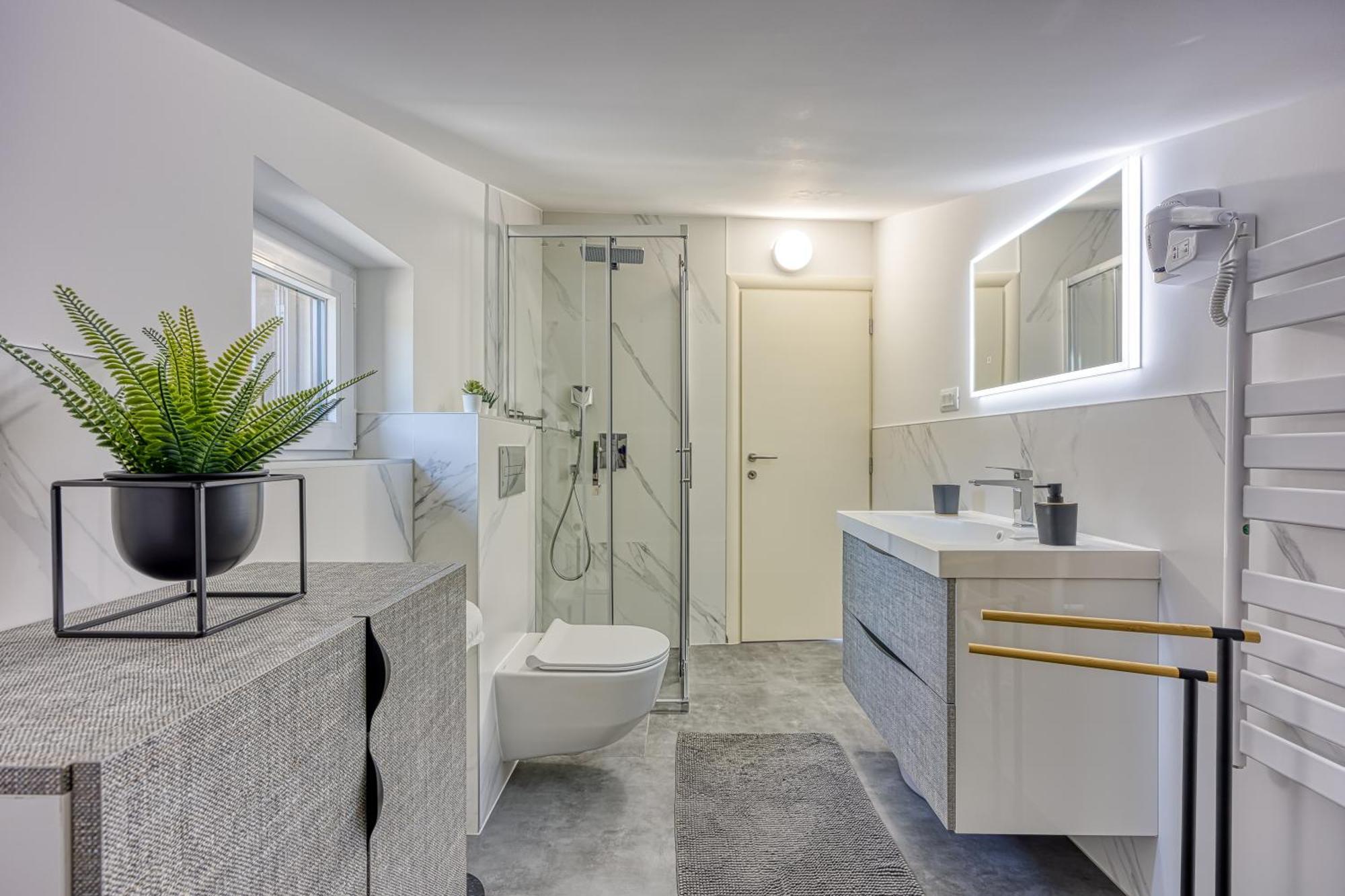 Cuvi Beach Apartments Rovinj Exterior photo